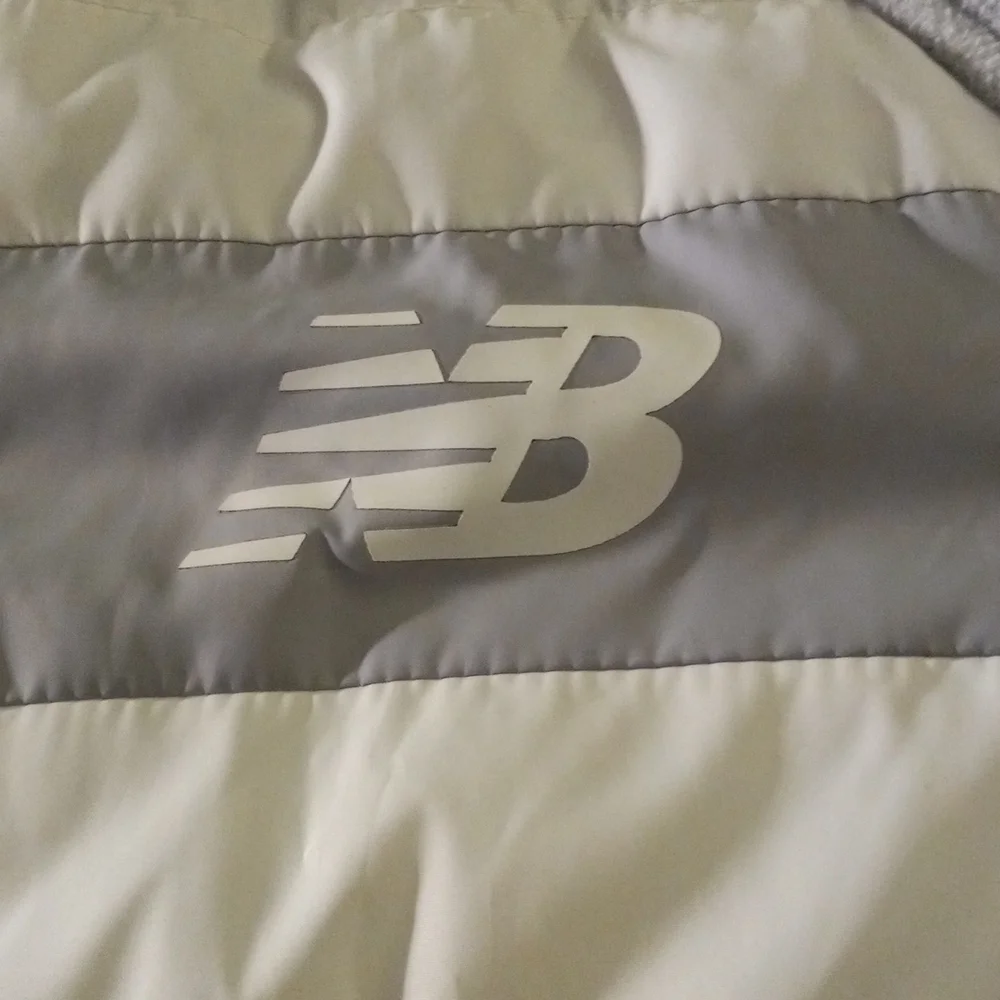 New balance fleece zip up. - Picture 3 of 5